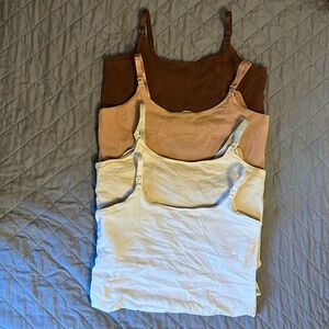H&M - MAMA 4 Pack Nursing Tanks